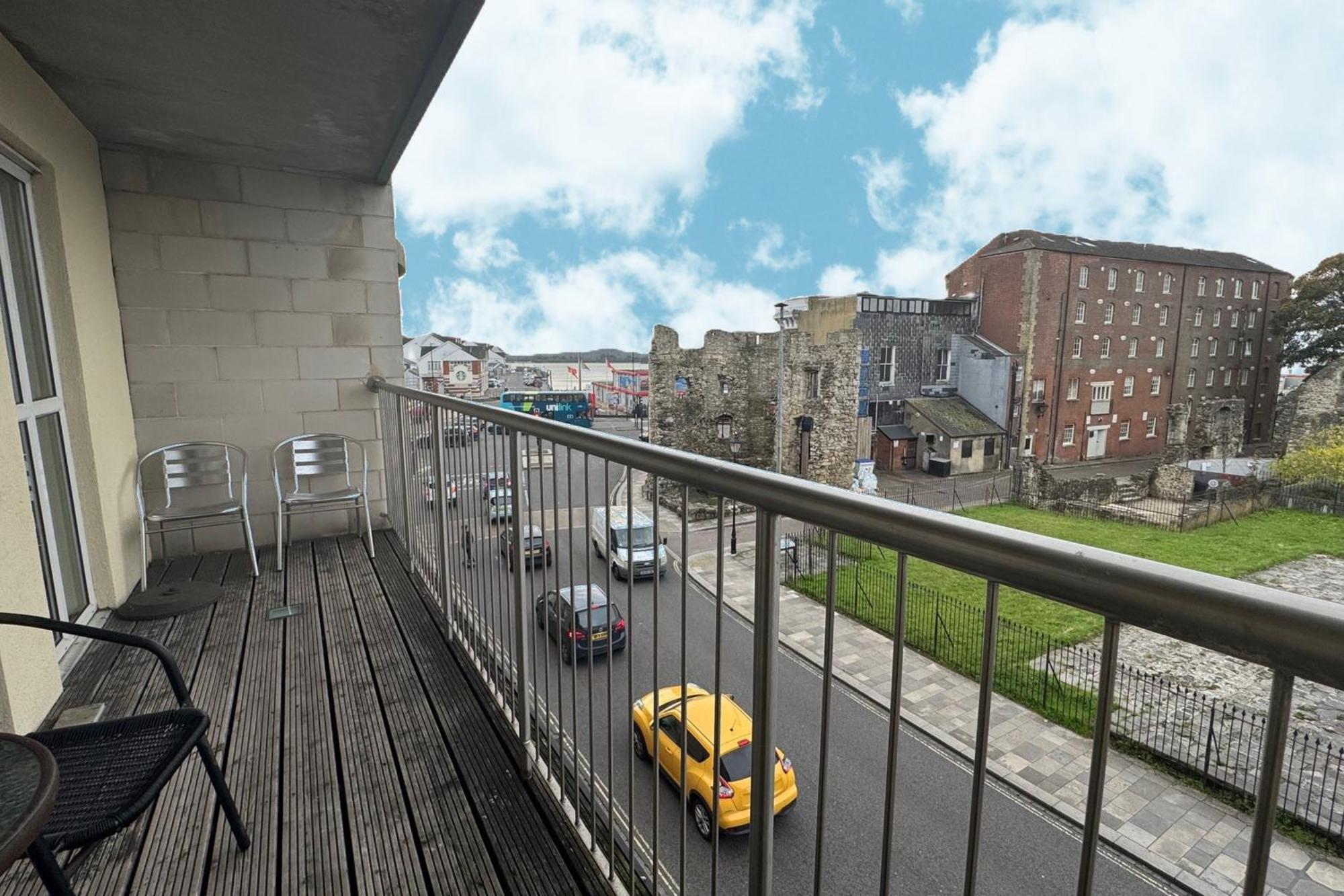 The Greenwich - Two Bedroom Apartment With Parking, Close To Ferry Terminals Southampton Buitenkant foto