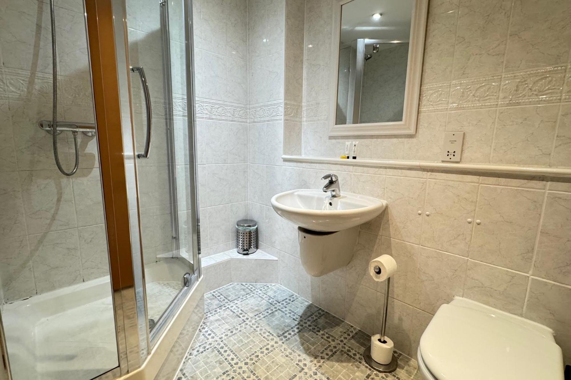The Greenwich - Two Bedroom Apartment With Parking, Close To Ferry Terminals Southampton Buitenkant foto