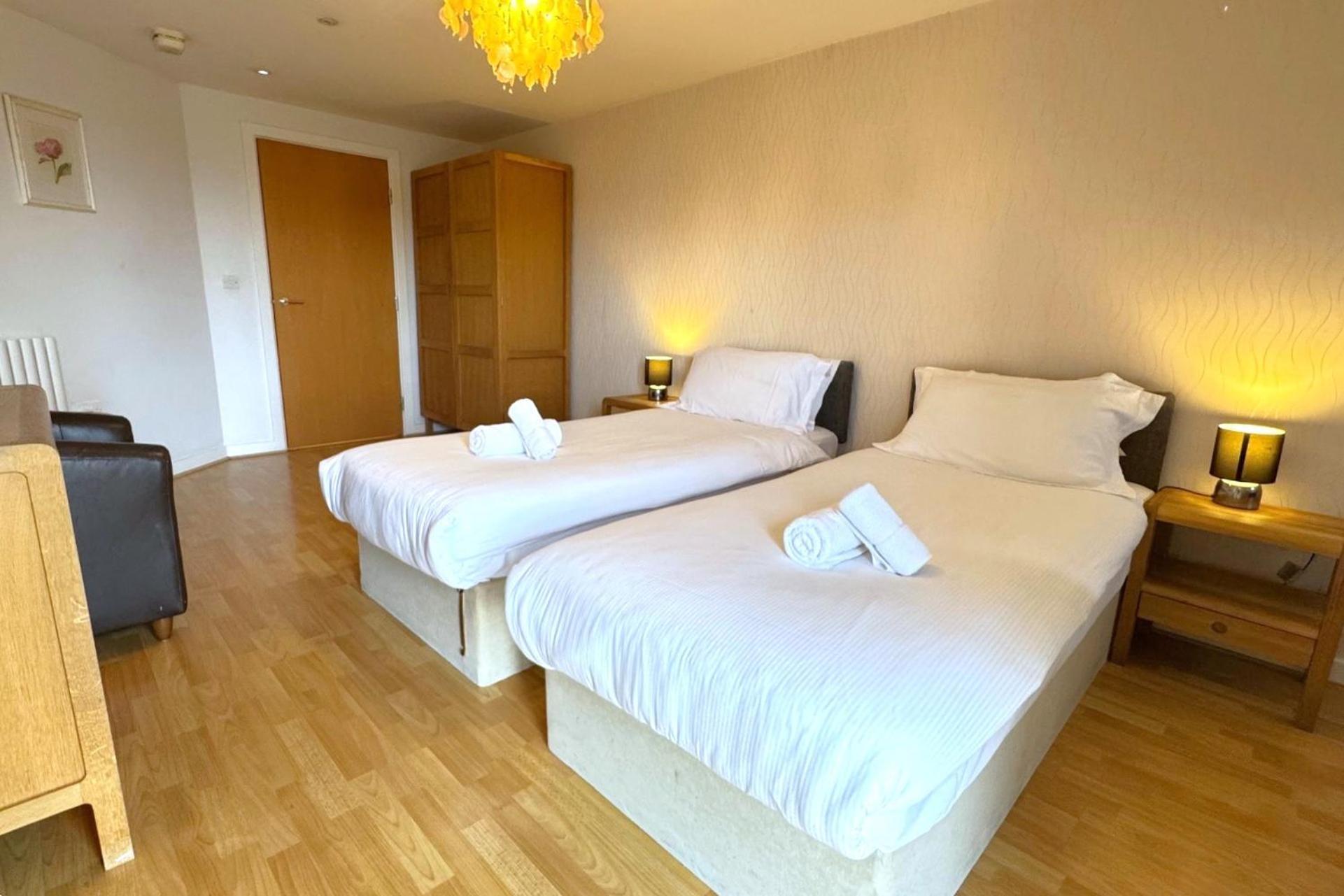 The Greenwich - Two Bedroom Apartment With Parking, Close To Ferry Terminals Southampton Buitenkant foto